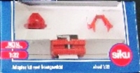 Adaptersetje McCormick met Frontgewicht (McCormick Rood) 1:32 Adaptersetje McCormick met Frontgewicht (McCormick Rood) 1:32