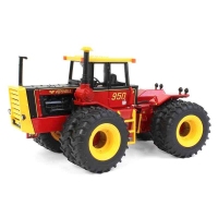 ERTL - Versatile 950 Tractor Duals - NFTM Select Series