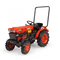UH - Kubota B7100HSD Gartenbautraktor