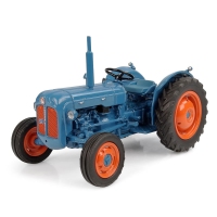 Universal Hobbies - Fordson Super Dexta (1962)