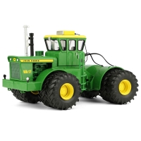 ERTL - John Deere Wagner WA-17 with Duals (1968-1970)