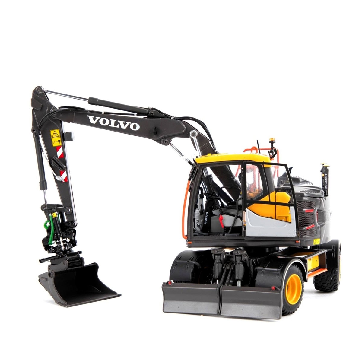 AT-Collections - Volvo EWR 130E bandenkraan + Nokian Ground Kare + Steelwrist tiltrotator