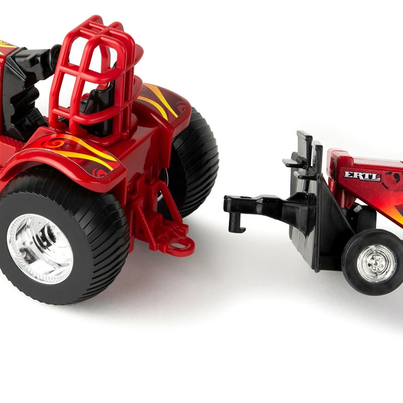 ERTL - Case IH  Traktor mit Abschleppwagen