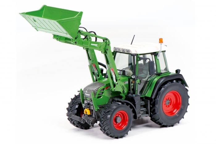 Fendt 313 Vario SCR met Frontlader