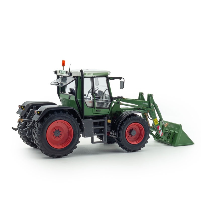 Fendt Xylon 524 avec Chargeur Frontal (1995-2004)