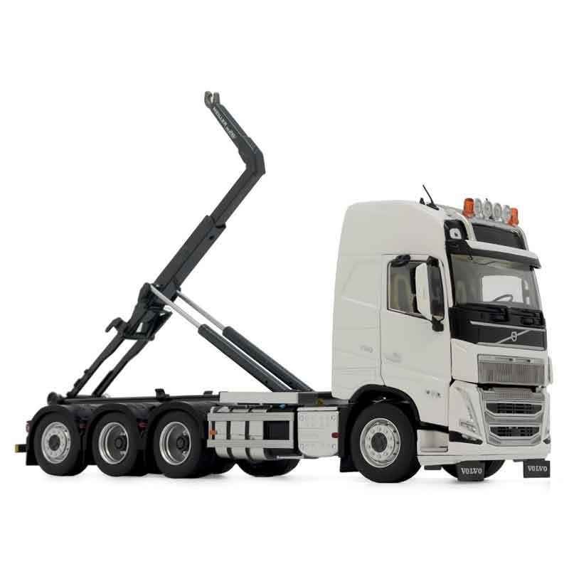 Tracteur Volvo FH5 8x4 rouge - Marge Models 2322-03