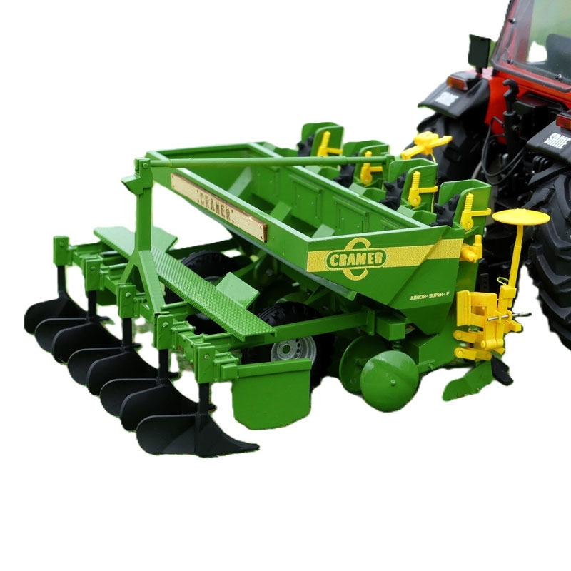 MiniAgriPassion - 4-rijige Cramer Junior Super F aardappelpootmachine - Limited Edition 150 pcs