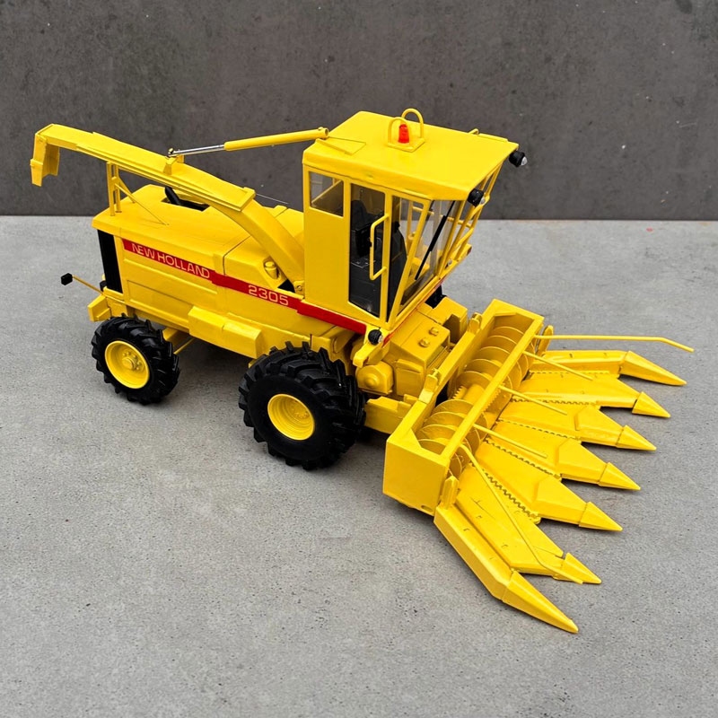 New Holland 2305 6-rijige maishakselaar (1992-1996) - In metaal aangepast model op basis kit Manu-S