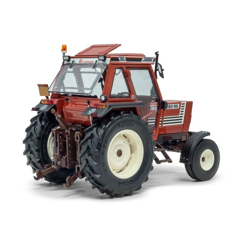 ROS - Fiat 80-90 DT - Super Comfort Cabine - 2WD + Spatborden (1985-1992) - Limited Edition 500 pcs