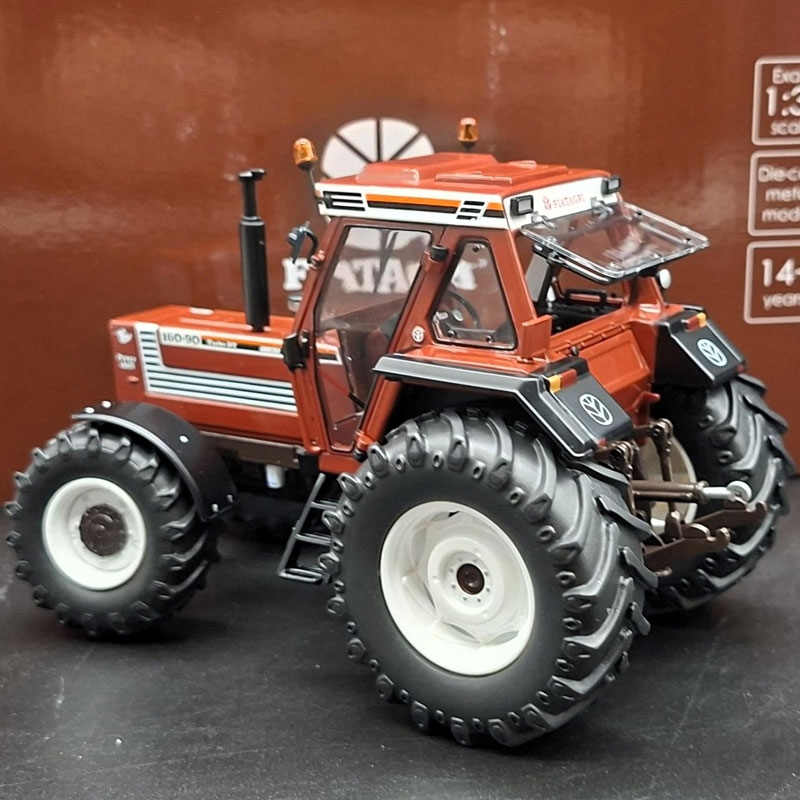 ROS - Fiat DT 160-90 re-edition mit Frontmasse