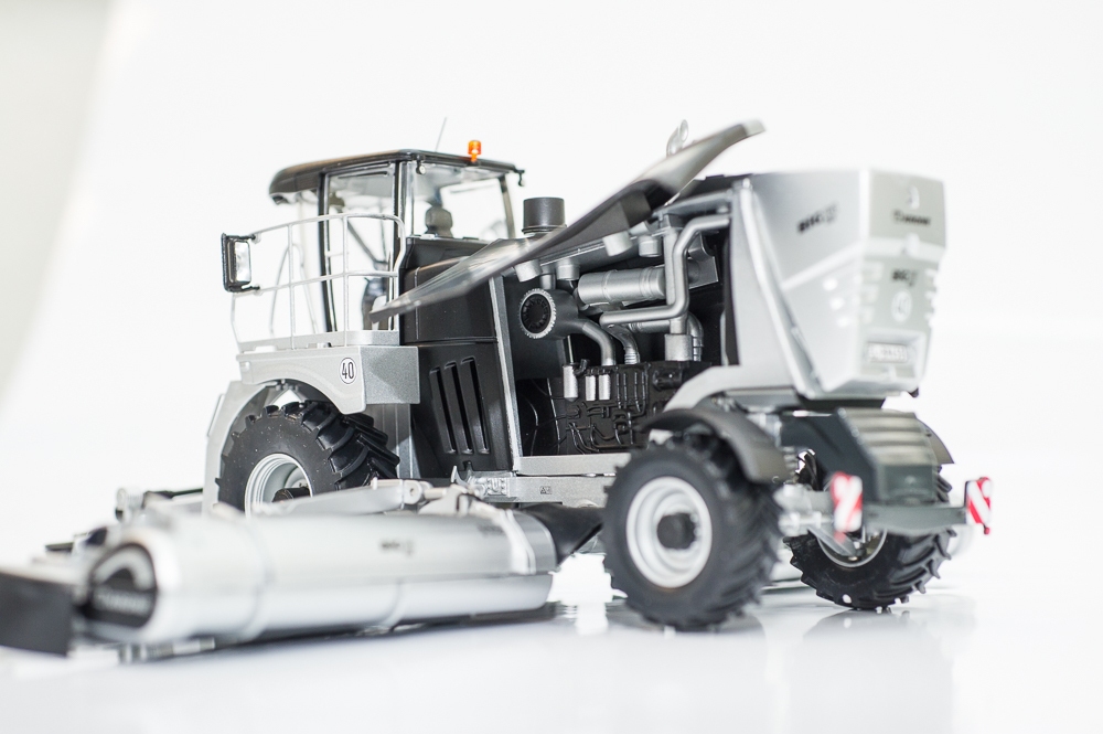 ROS - Krone BiG M 450 - Limited Schwarz-Silber Edition