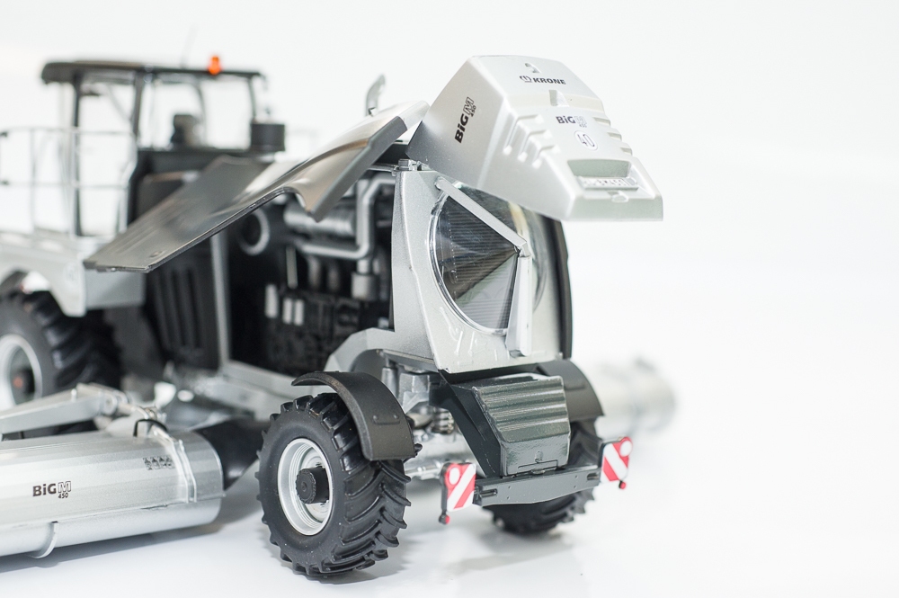 ROS - Krone BiG M 450 - Limited Schwarz-Silber Edition