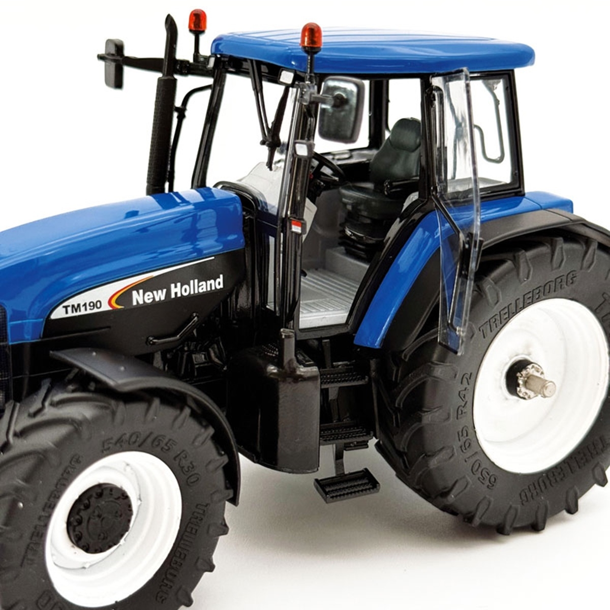 ROS - New Holland TM190 met fronthef Gen 1 (2002-2005)