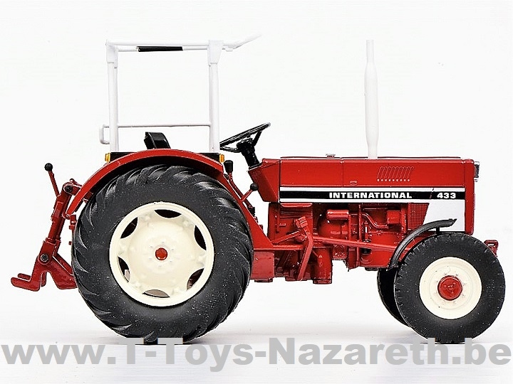 Schuco - IHC - International 433 met Valbeugel