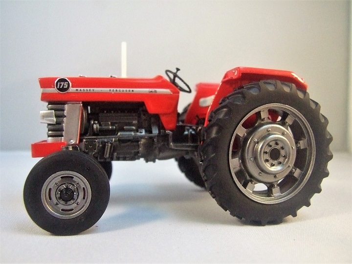 Toys-Farm - Massey Ferguson 175