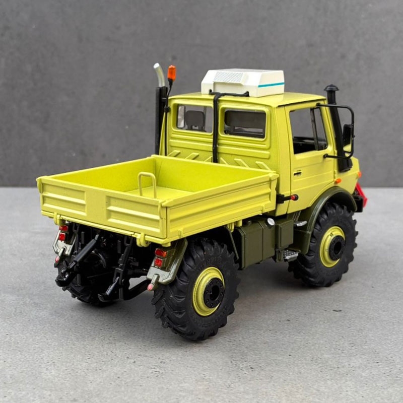 Toys-Farm - Unimog U1600 Agri (U427) avec relevage avant en MB-trac vert clair et vert foncé