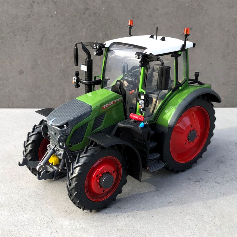 Toys-Farm Models - Fendt 618 Vario en Roues étroites (Modèle transformé manuellement)