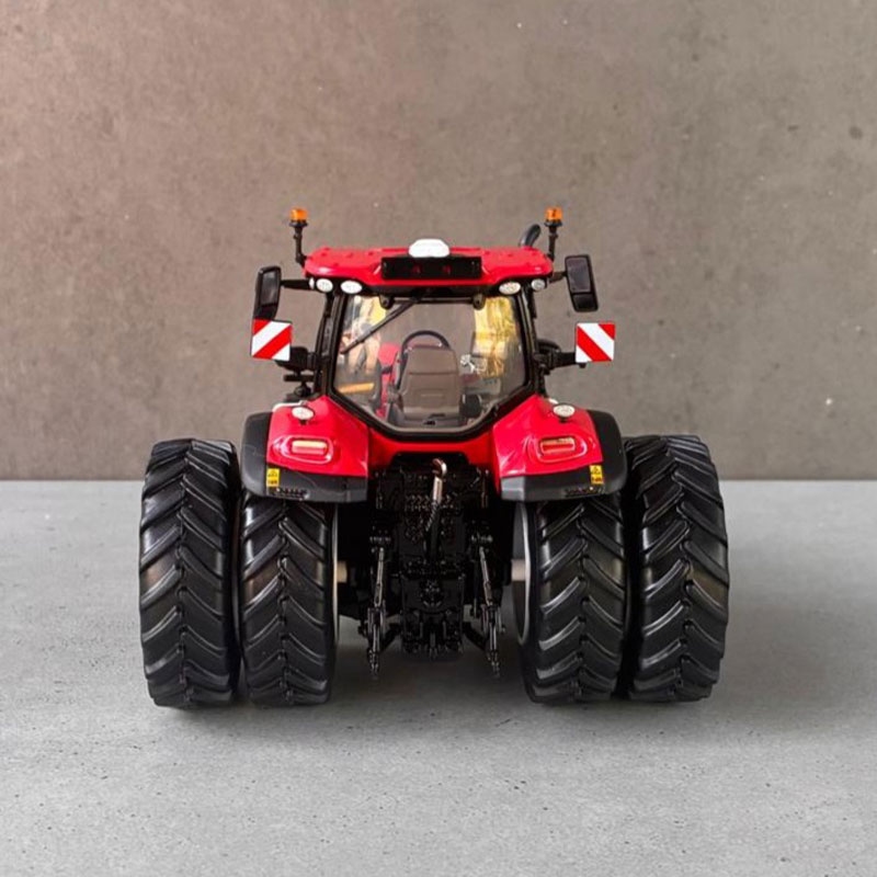 UH - Case-IH Puma 260 CVX mit PTG und breiter Zwillingsbereifung hinten - manuell umgebaut
