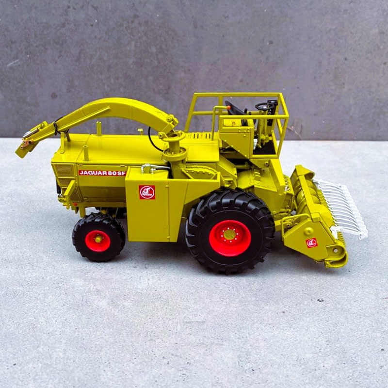 UH - Claas Jaguar 80 SF zonder Cabine met gras Pick-up