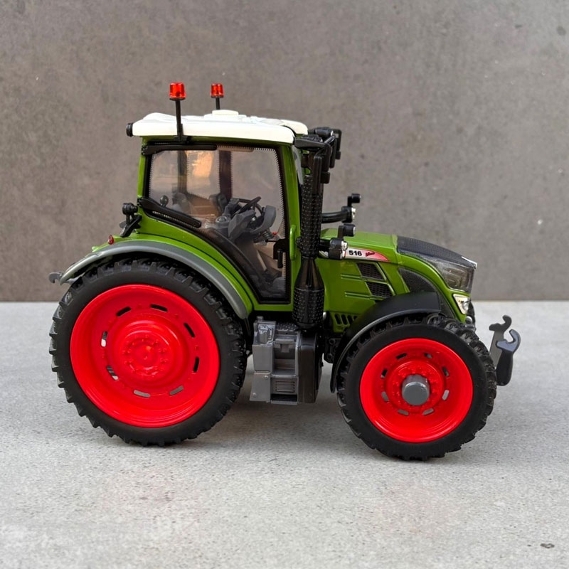 UH - Fendt 516 Vario (Nature Green) on row-crop wheels (2016-2021)