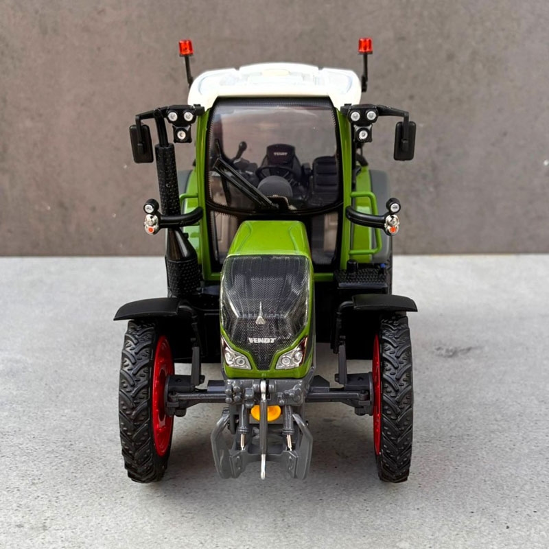 UH - Fendt 516 Vario (Nature Green) on row-crop wheels (2016-2021)
