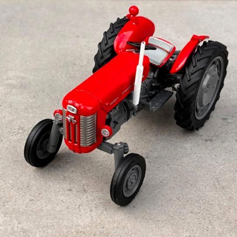 UH – Massey Ferguson 65 „High-Arch“ – Stoneleigh Grau (1958–1960) – Manuell überholt