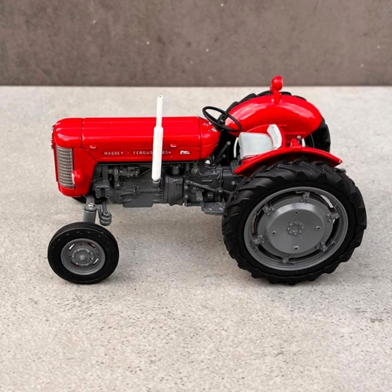 UH – Massey Ferguson 65 „High-Arch“ – Stoneleigh Grau (1958–1960) – Manuell überholt