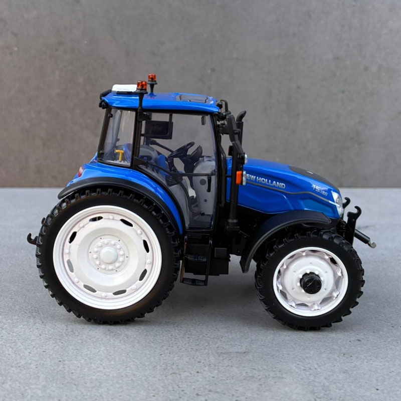 UH - New Holland T5.120 Dual Command (2025 - ....) op Cultuurwielen
