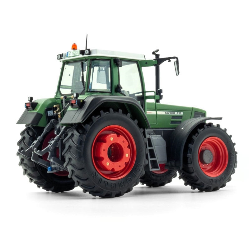 Weise Toys - Fendt Favorit 822 (1993-1996) - Lim. Ed. 1000#