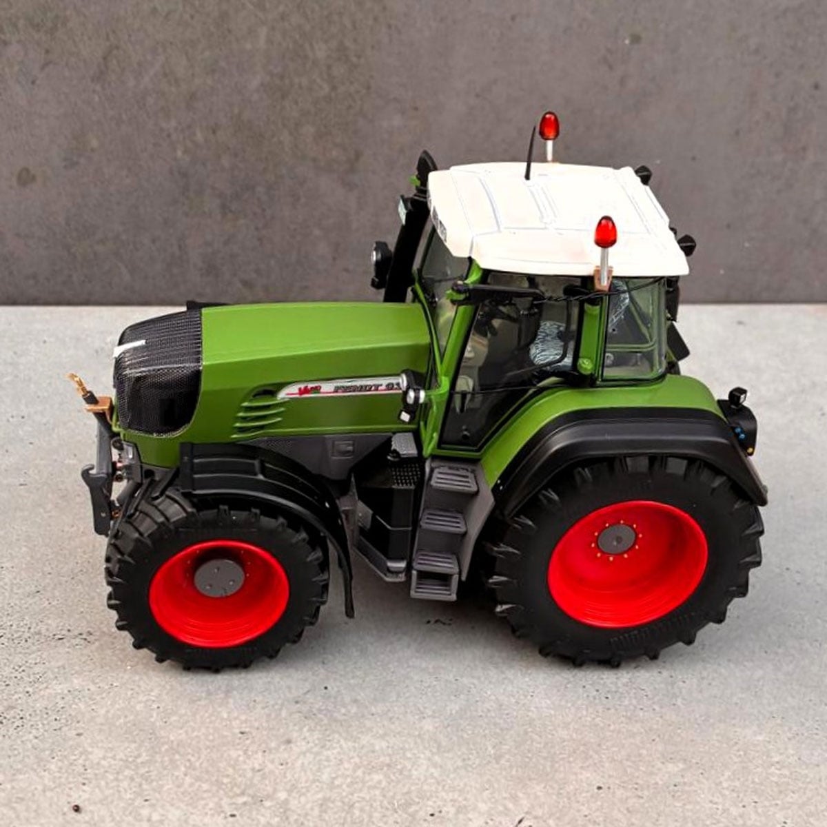 Weise Toys - Fendt Vario 930 TMS (2002 - 2007) - Manually Rebuild