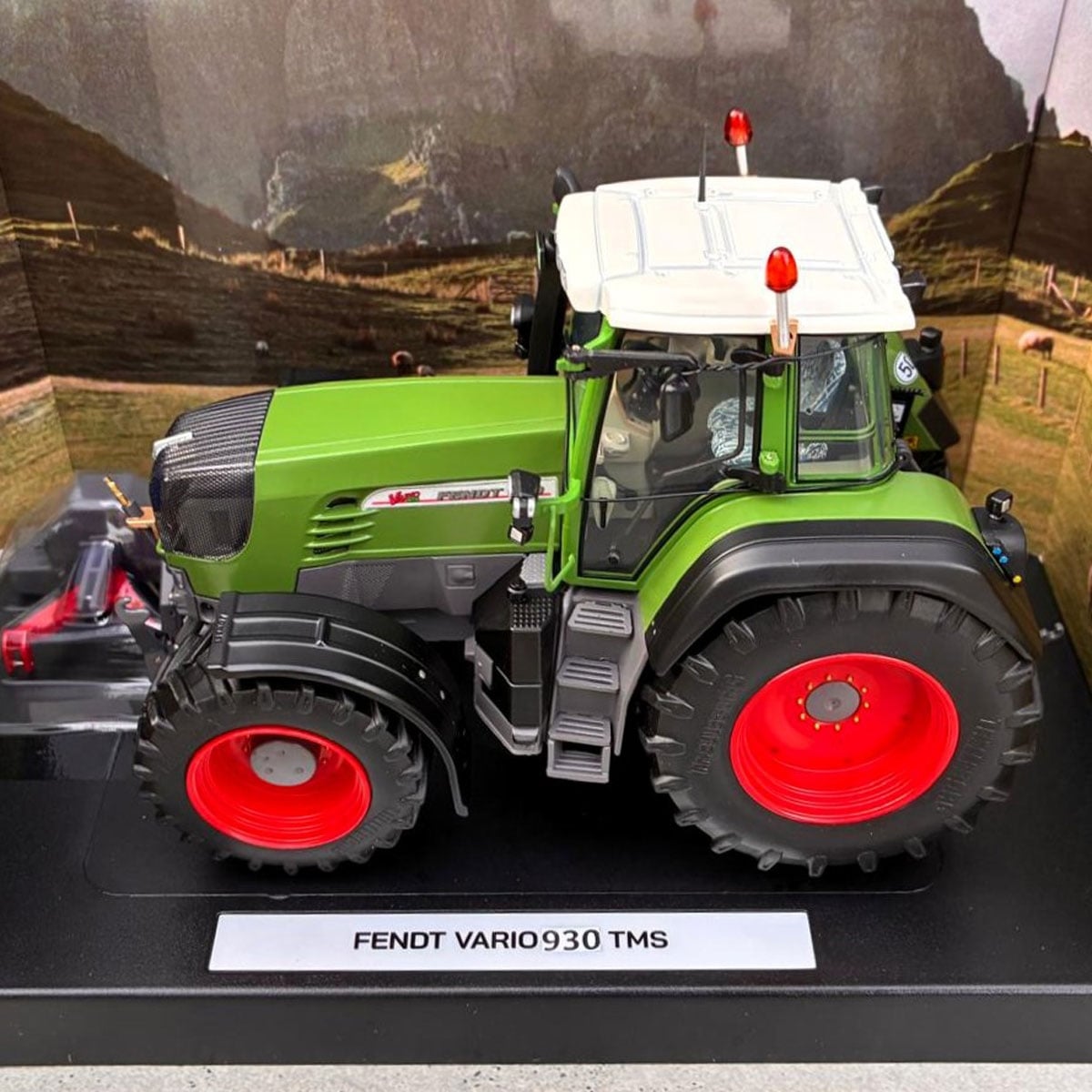 Weise Toys - Fendt Vario 930 TMS (2002 - 2007) - Manually Rebuild