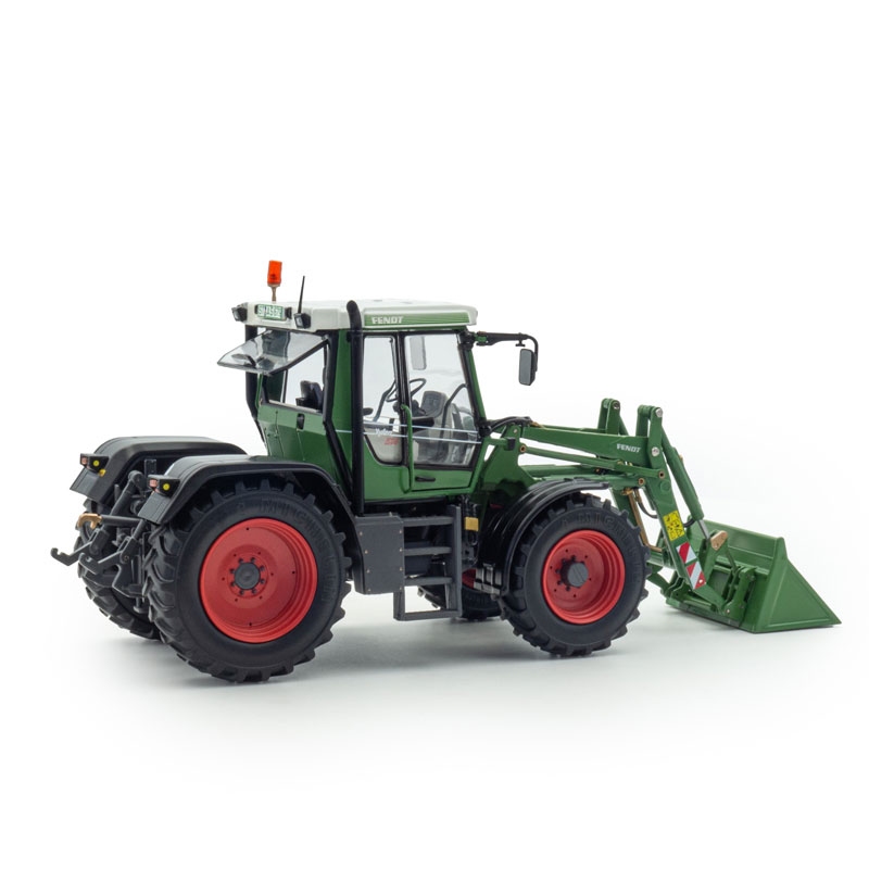 Weise Toys - Fendt Xylon 524 with Front Loader  (1995-2004)