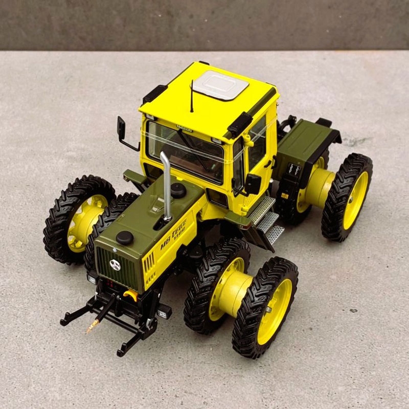 Weise Toys - MB-trac 1100 with dual rowcrop wheels around - Manually rebuild