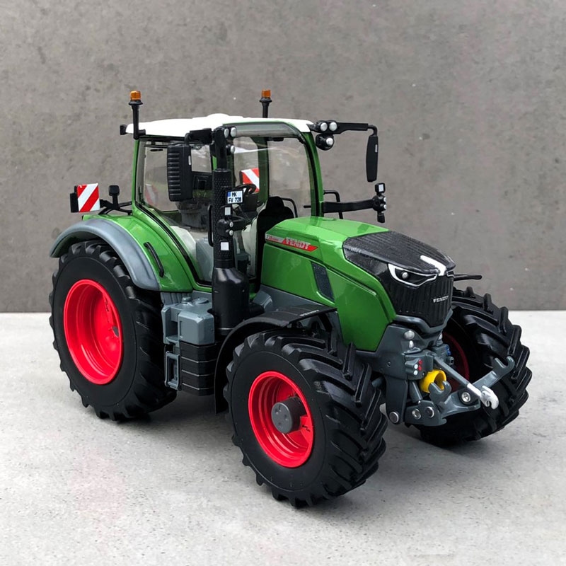 Wiking - Fendt 728 Vario met VarioGrip - Handmatig verbouwd model