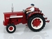 International - IH 624 mit Fahrer 1:32