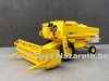 Sperry New Holland Clayson 8060 Combine - without Sunroof 1 32