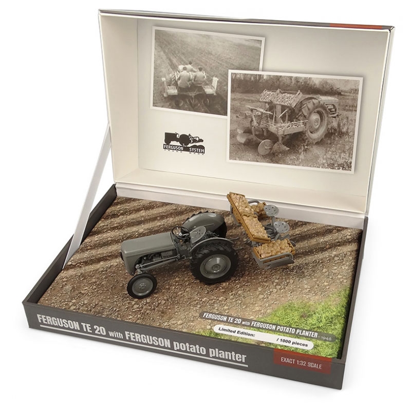 FERGUSON TE20 et Charrue RUMPTSTAD UH5364